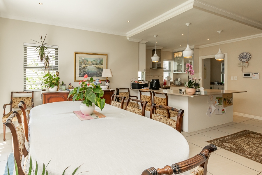 3 Bedroom Property for Sale in Claremont Upper Western Cape